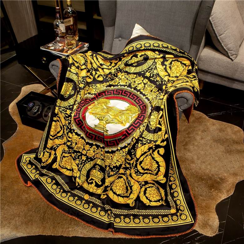 Versace 1.5x1.5m 1.5x2.0m 2.0x2.3m  (6)