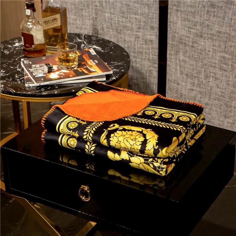 Versace 1.5x1.5m 1.5x2.0m 2.0x2.3m  (9)