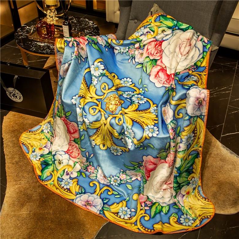 Versace 1.5x1.5m 1.5x2.0m 2.0x2.3m   (2)