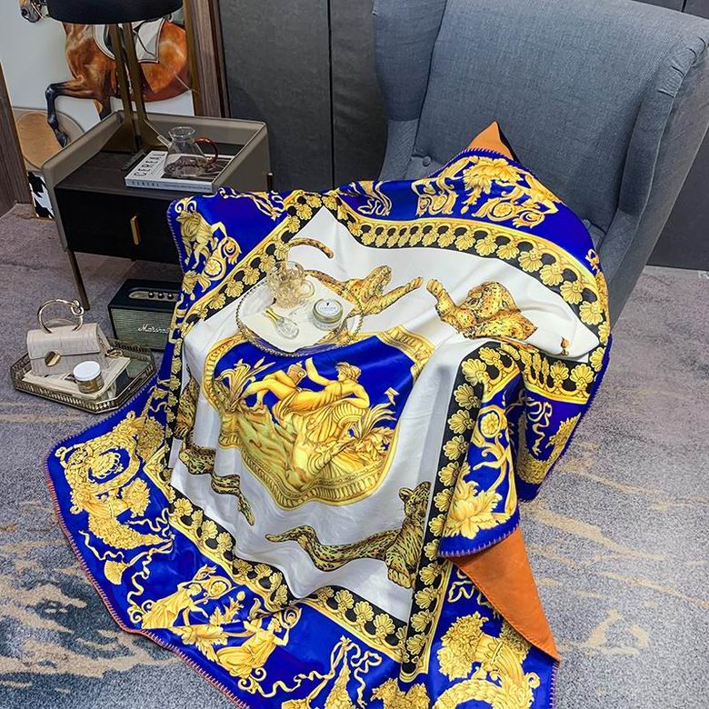 Versace 1.5x1.5m 1.5x2.0m 2.0x2.3m   (2)