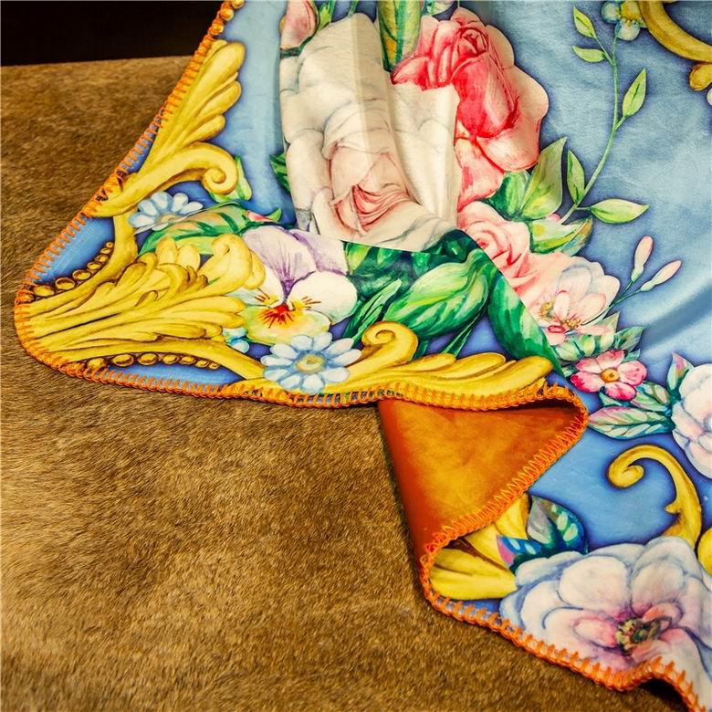 Versace 1.5x1.5m 1.5x2.0m 2.0x2.3m   (4)