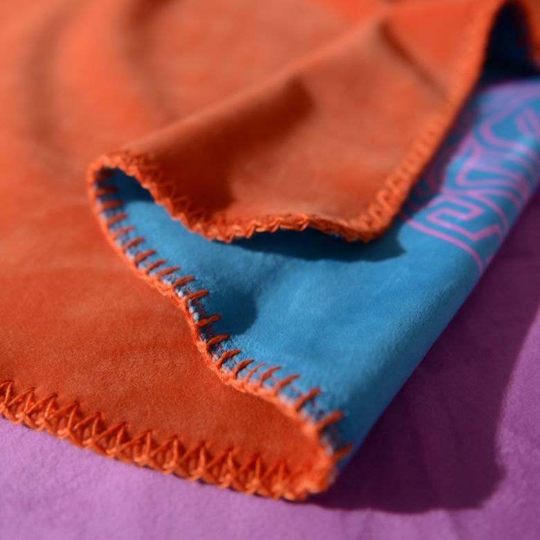 Versace 1.5x1.5m 1.5x2.0m 2.0x2.3m   (4)