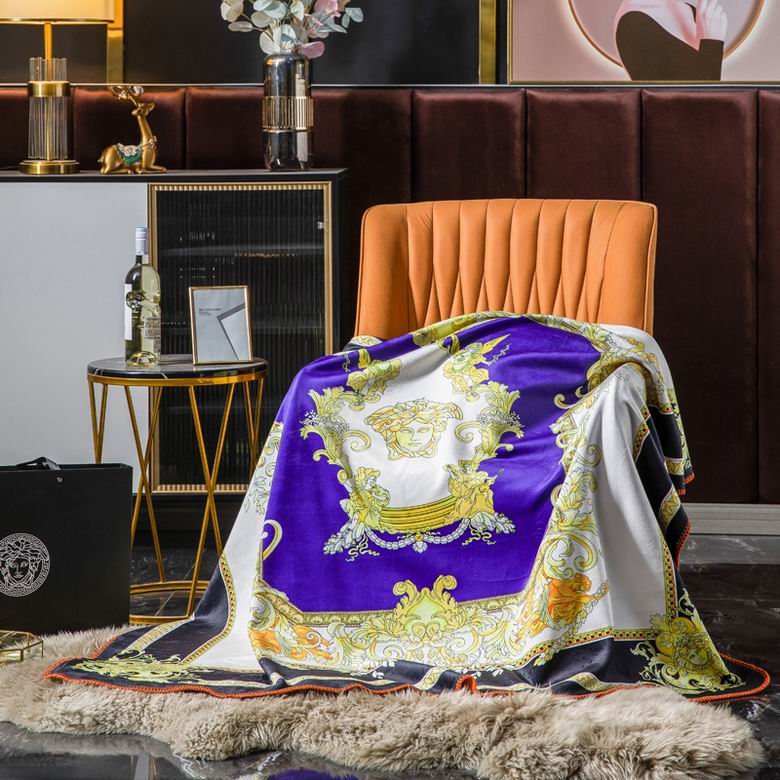 Versace 1.5x1.5m 1.5x2.0m 2.0x2.3m   (4)