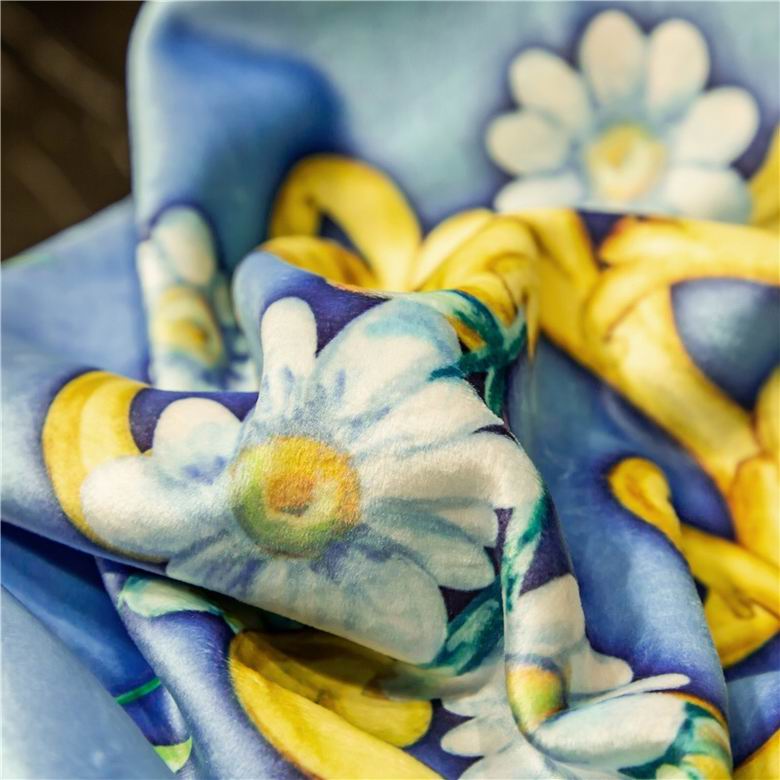 Versace 1.5x1.5m 1.5x2.0m 2.0x2.3m   (5)