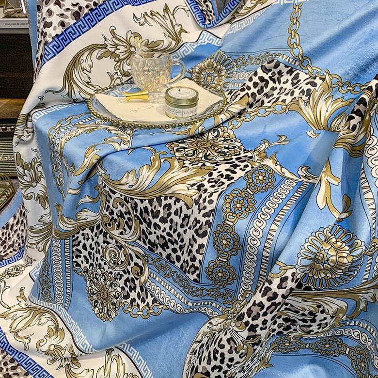 Versace 1.5x1.5m 1.5x2.0m 2.0x2.3m   (5)