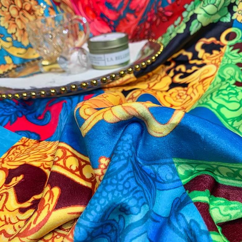 Versace 1.5x1.5m 1.5x2.0m 2.0x2.3m   (5)