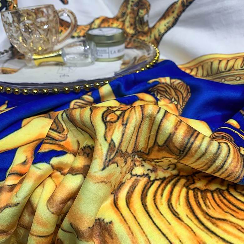 Versace 1.5x1.5m 1.5x2.0m 2.0x2.3m   (5)