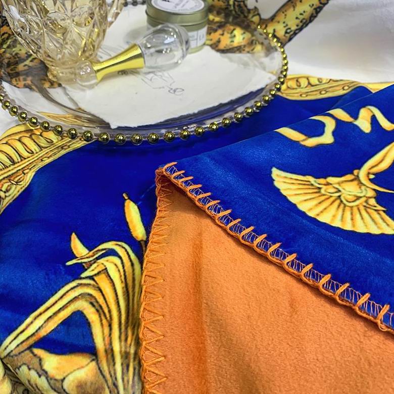 Versace 1.5x1.5m 1.5x2.0m 2.0x2.3m   (6)