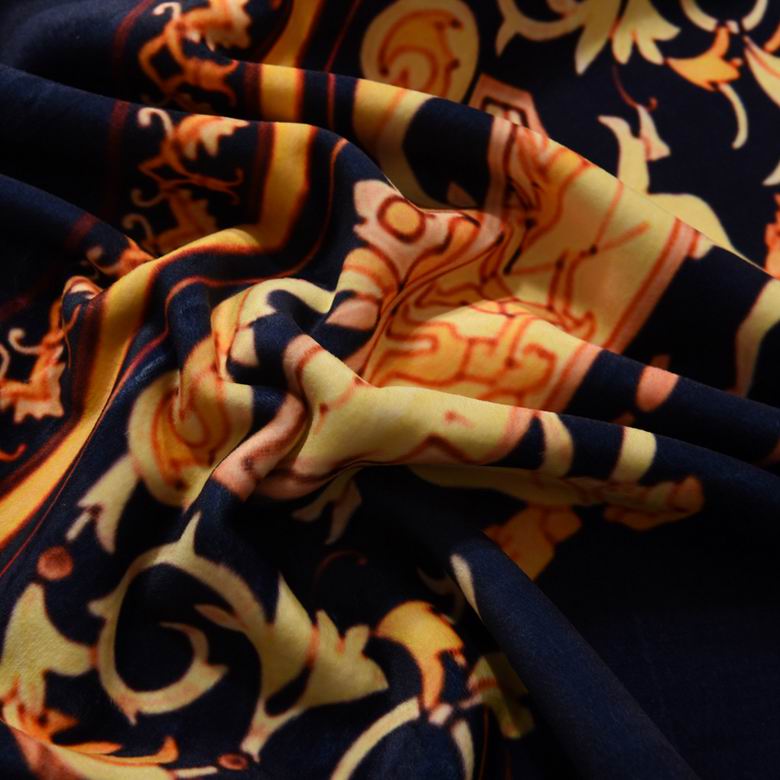 Versace 1.5x1.5m 1.5x2.0m 2.0x2.3m   (6)