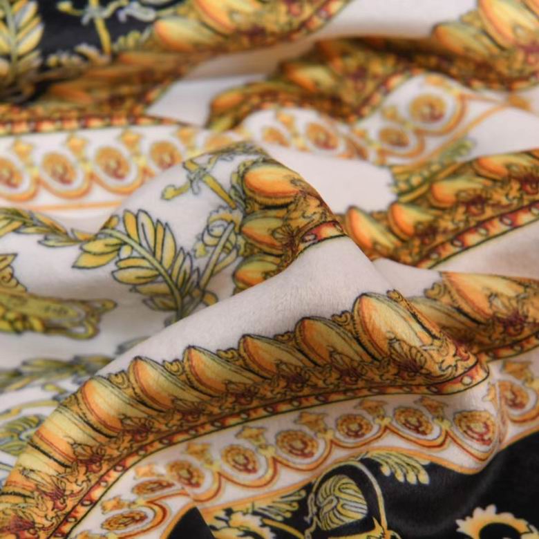 Versace 1.5x1.5m 1.5x2.0m 2.0x2.3m   (6)