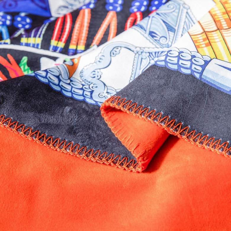 Versace 1.5x1.5m 1.5x2.0m 2.0x2.3m   (6)