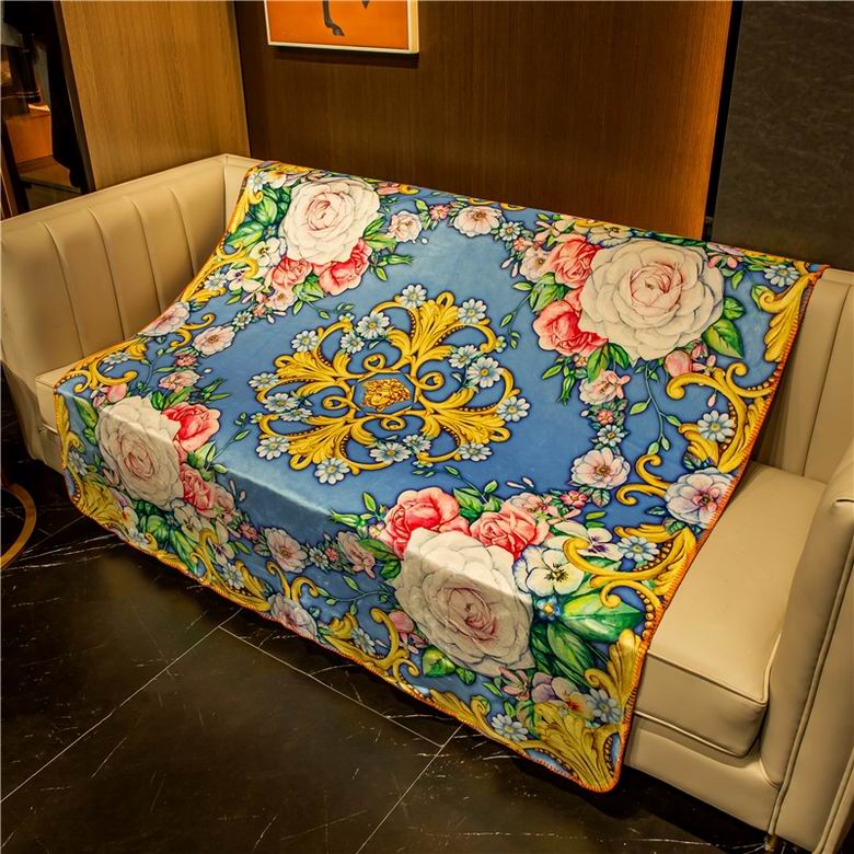 Versace 1.5x1.5m 1.5x2.0m 2.0x2.3m   (7)