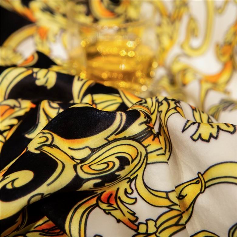 Versace 1.5x1.5m 1.5x2.0m 2.0x2.3m   (7)