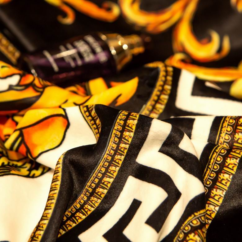 Versace 1.5x1.5m 1.5x2.0m 2.0x2.3m   (7)