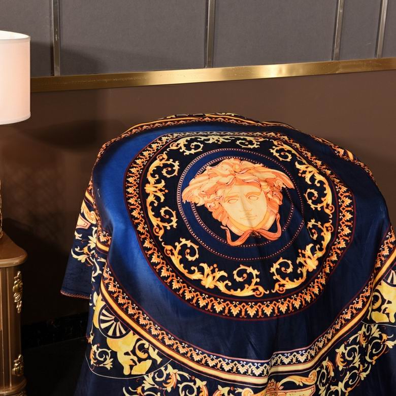 Versace 1.5x1.5m 1.5x2.0m 2.0x2.3m   (7)