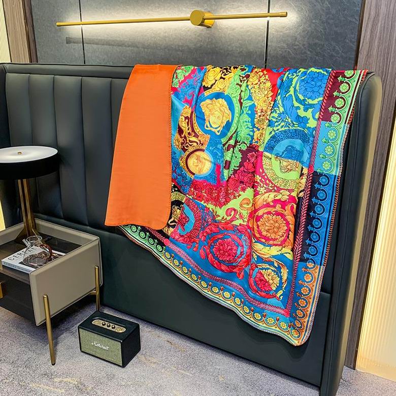 Versace 1.5x1.5m 1.5x2.0m 2.0x2.3m   (7)