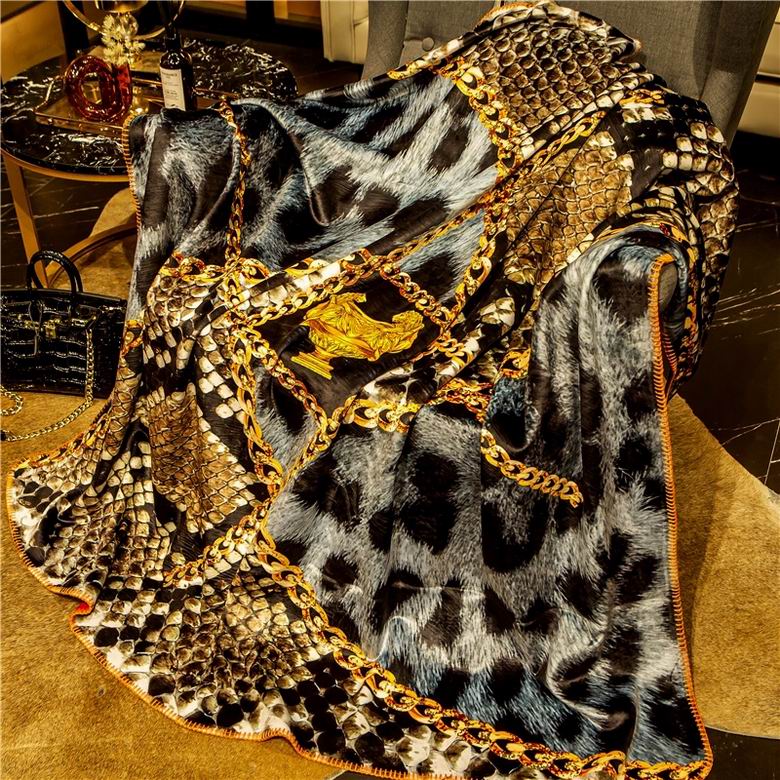 Versace 1.5x1.5m 1.5x2.0m 2.0x2.3m   (8)