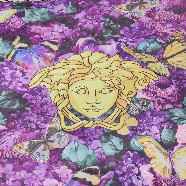 Versace 1.5x1.5m 1.5x2.0m 2.0x2.3m   (8)