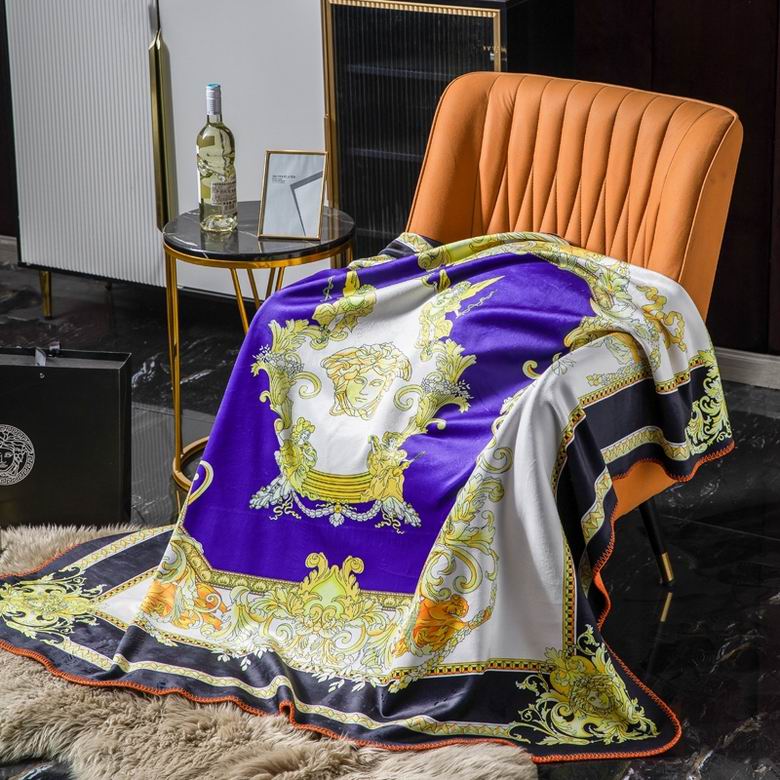 Versace 1.5x1.5m 1.5x2.0m 2.0x2.3m   (8)