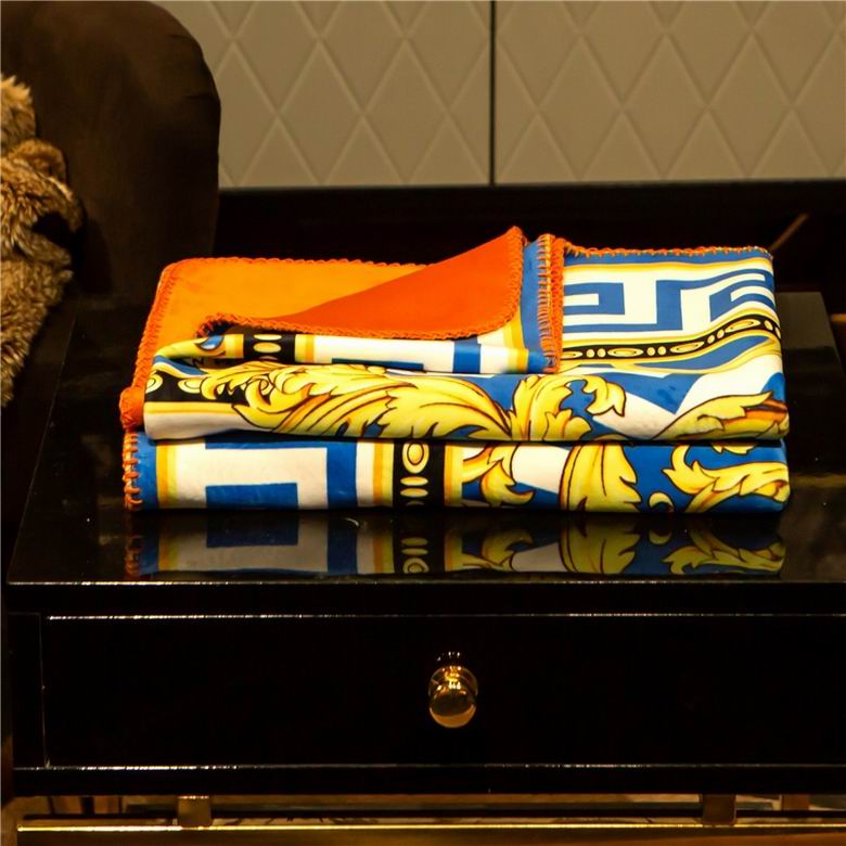 Versace 1.5x1.5m 1.5x2.0m 2.0x2.3m   (9)