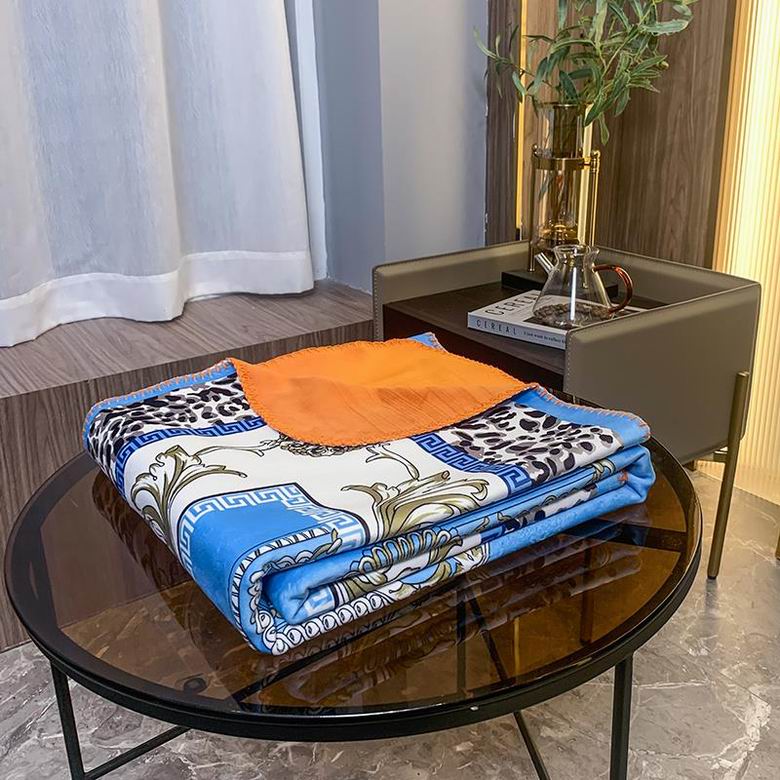 Versace 1.5x1.5m 1.5x2.0m 2.0x2.3m   (9)