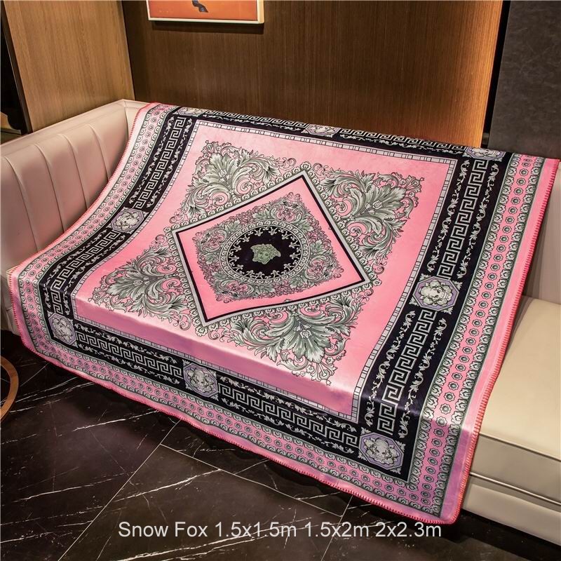 Versace 1.5x1.5m 1.5x2m 2x2.3m  (3)