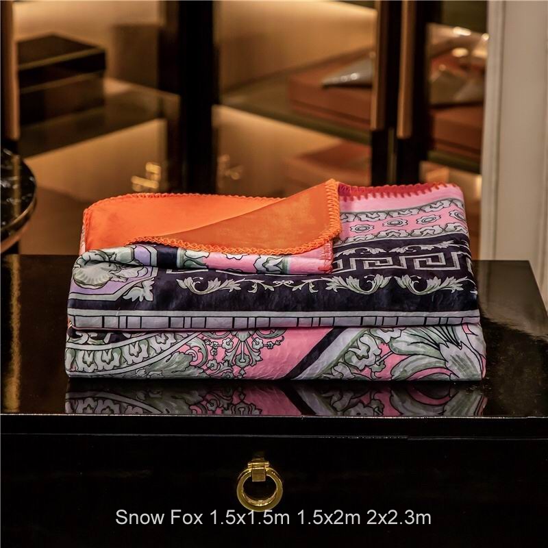 Versace 1.5x1.5m 1.5x2m 2x2.3m  (5)