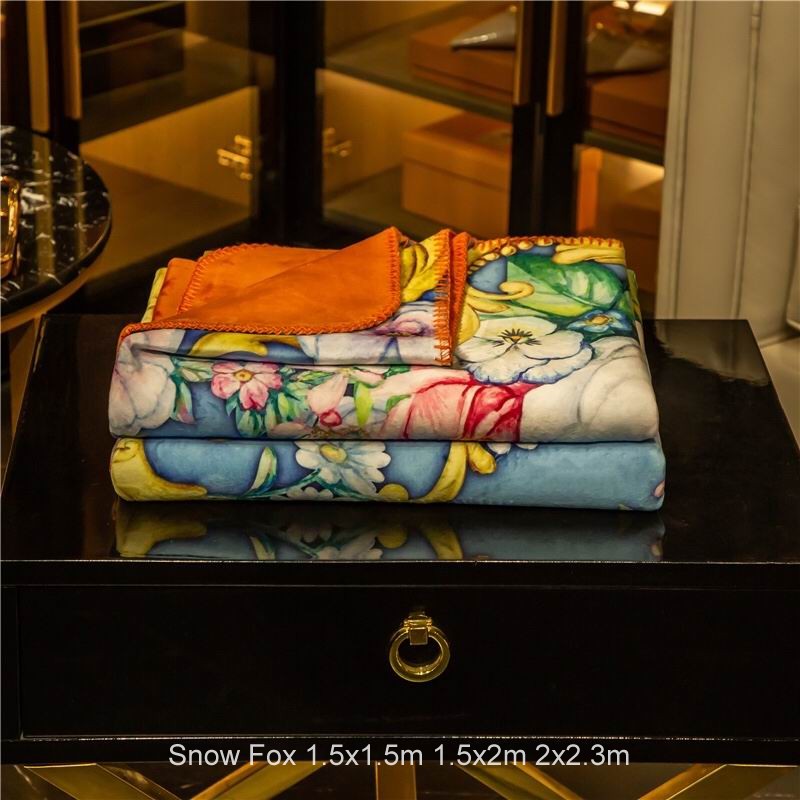 Versace 1.5x1.5m 1.5x2m 2x2.3m  (6)