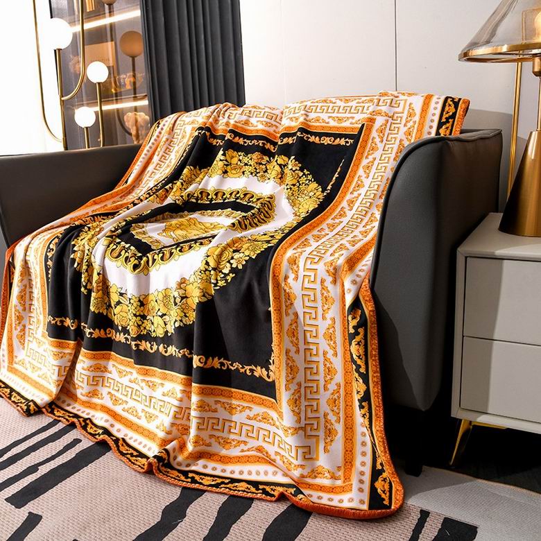 Versace 1.5x1.5m 1.5x2m 2x2.3m   (8)