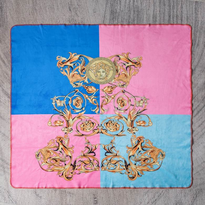 Versace 1.5x1.5m 1.5x2m 2x2.3m   (9)