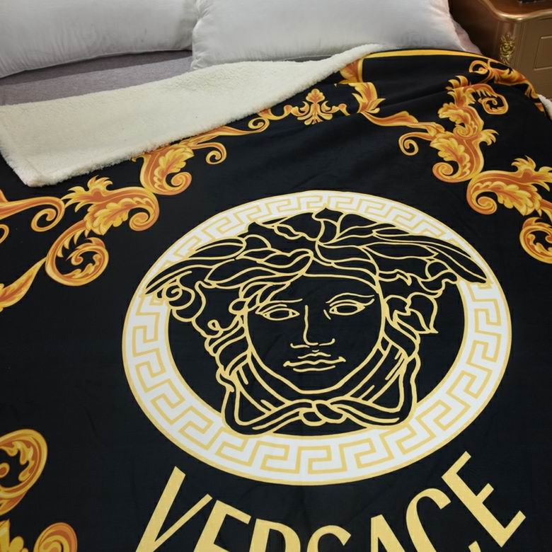 Versace 1.5x2.0m 2.0x2.3m  (2)