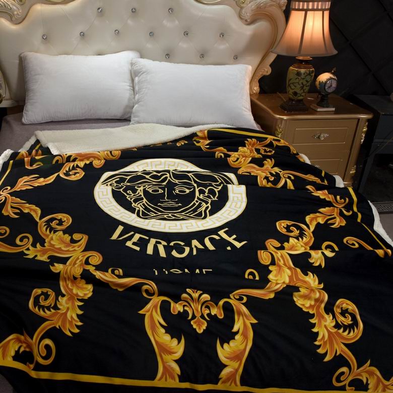 Versace 1.5x2.0m 2.0x2.3m  (3)