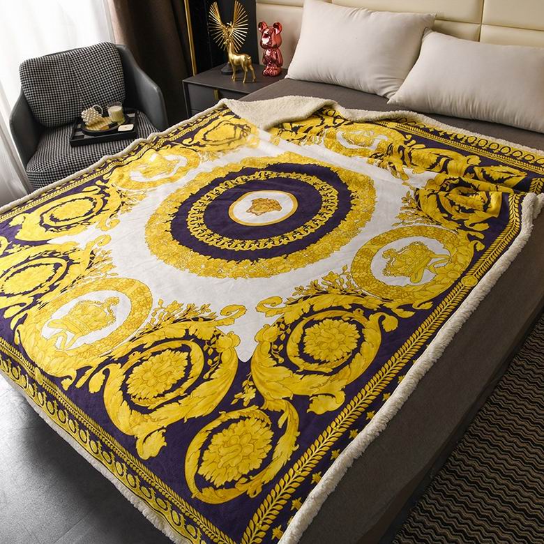 Versace 1.5x2.0m 2.0x2.3m   (3)