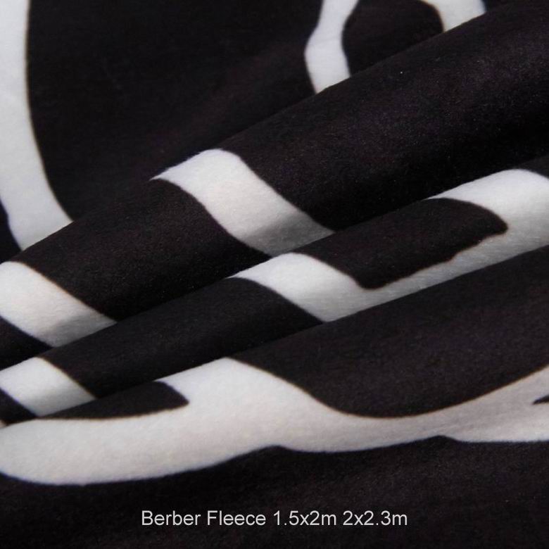 Versace 1.5x2m 2x2.3m n (2)