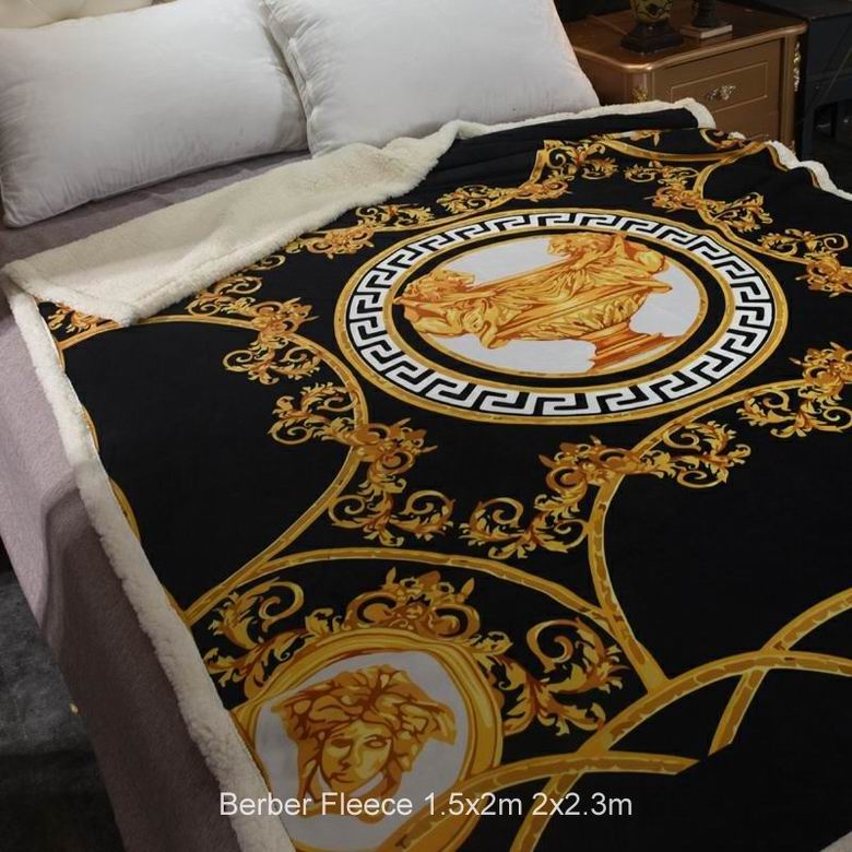 Versace 1.5x2m 2x2.3m n (2)