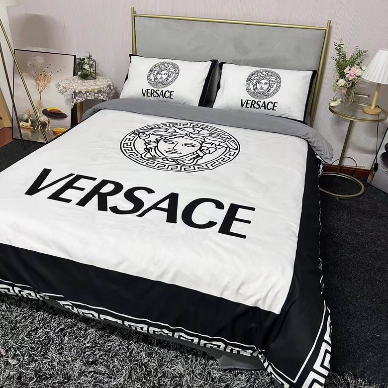 Versace 2.0x2.3m   (2)