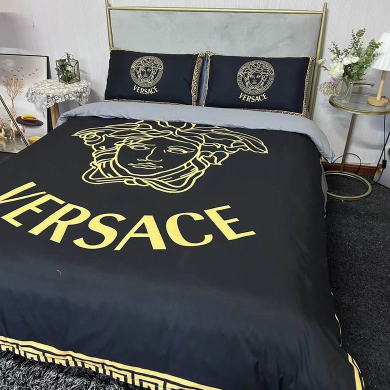 Versace 2.0x2.3m   (4)