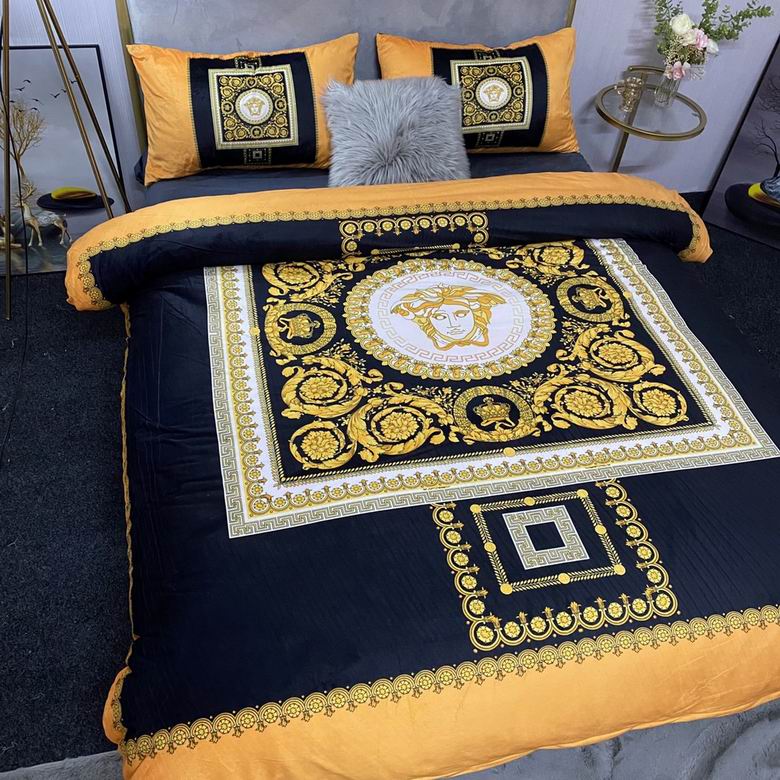 Versace 2.0x2.3m   (5)