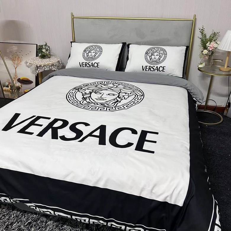 Versace 2.0x2.3m   (7)