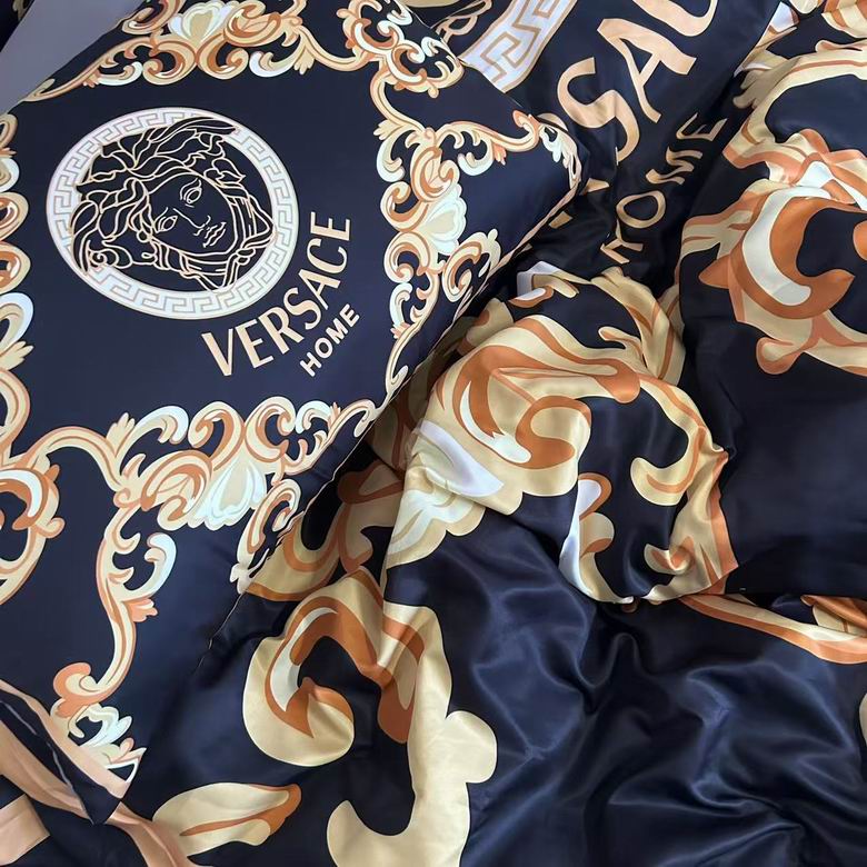 Versace 2.0x2.3m   (7)