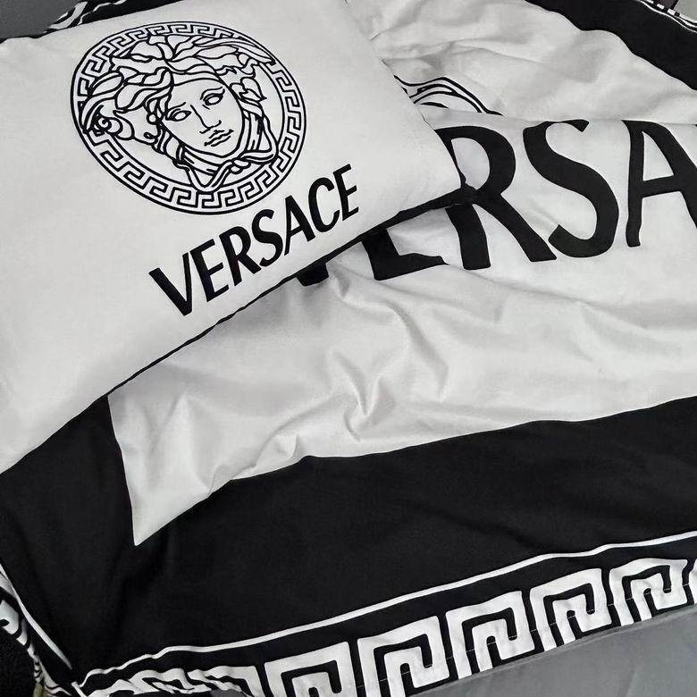 Versace 2.0x2.3m   (9)