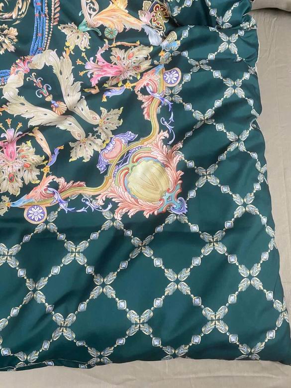 Versace 2.0x2.3m   (9)