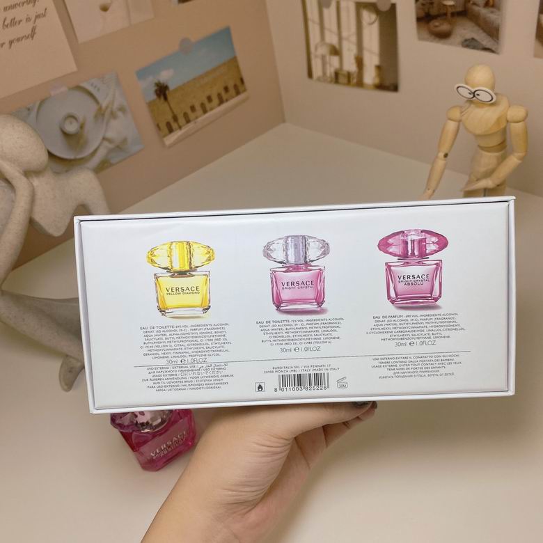 Versace 3x30ml    (2)