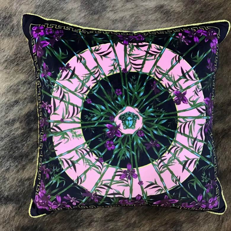 Versace 45x45cm (64)