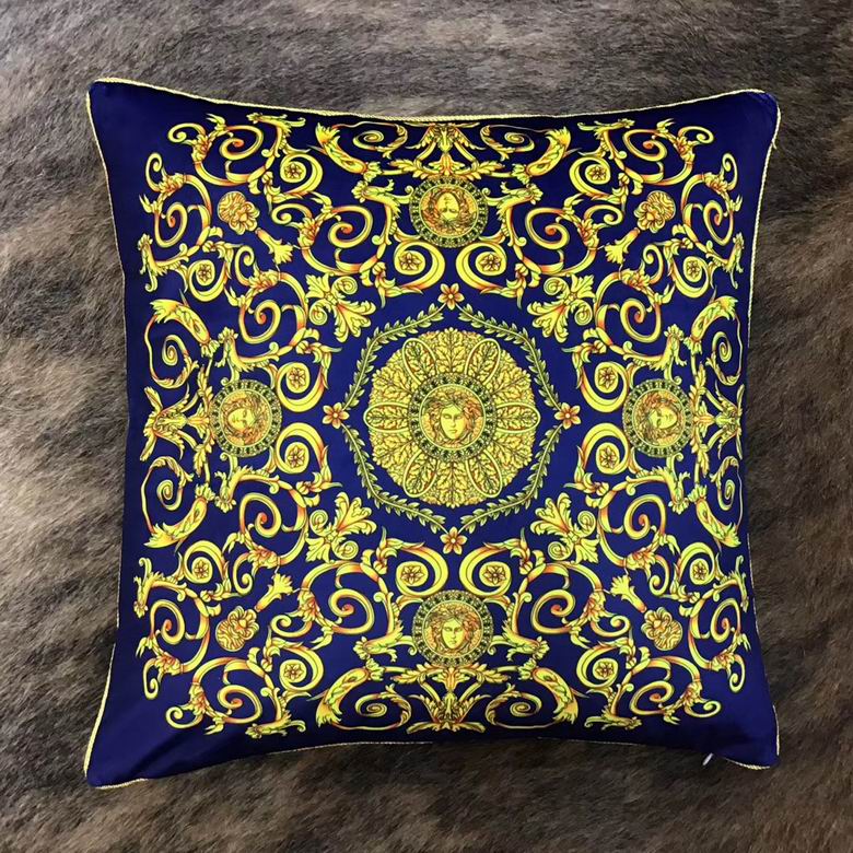 Versace 45x45cm (85)