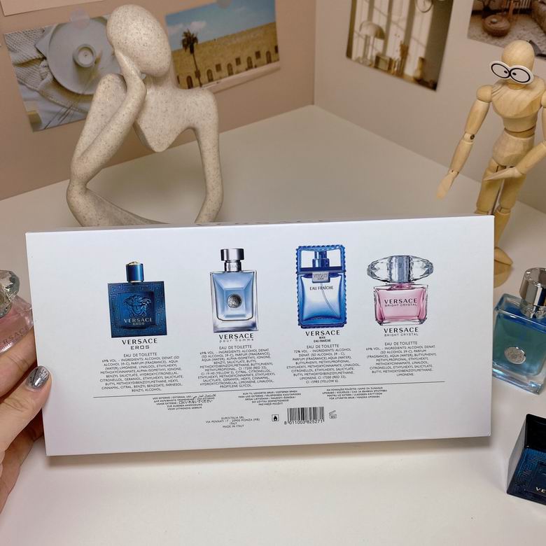 Versace 4x30ml    (1)