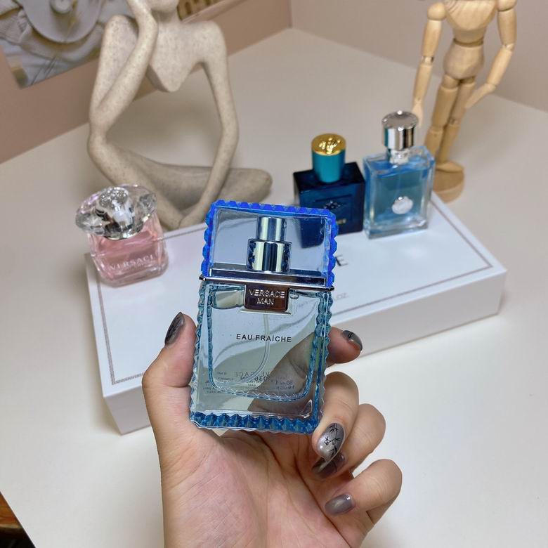Versace 4x30ml    (3)