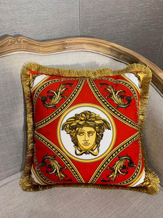 Versace Cushion 45X45 (3)