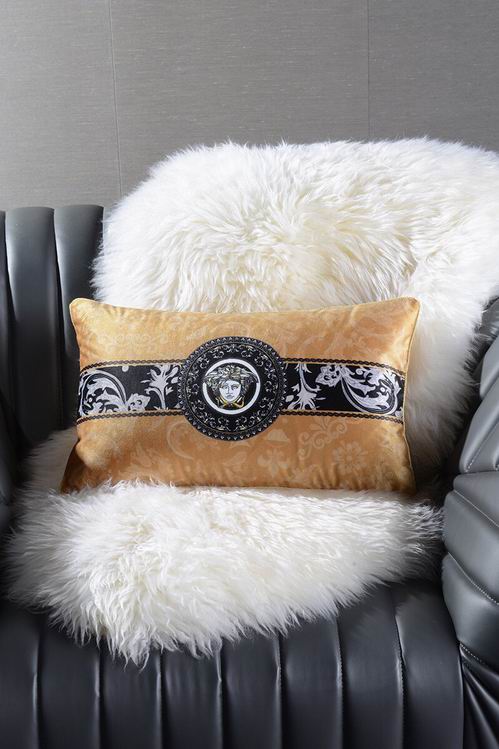 Versace Cushion 45X45cm (4)