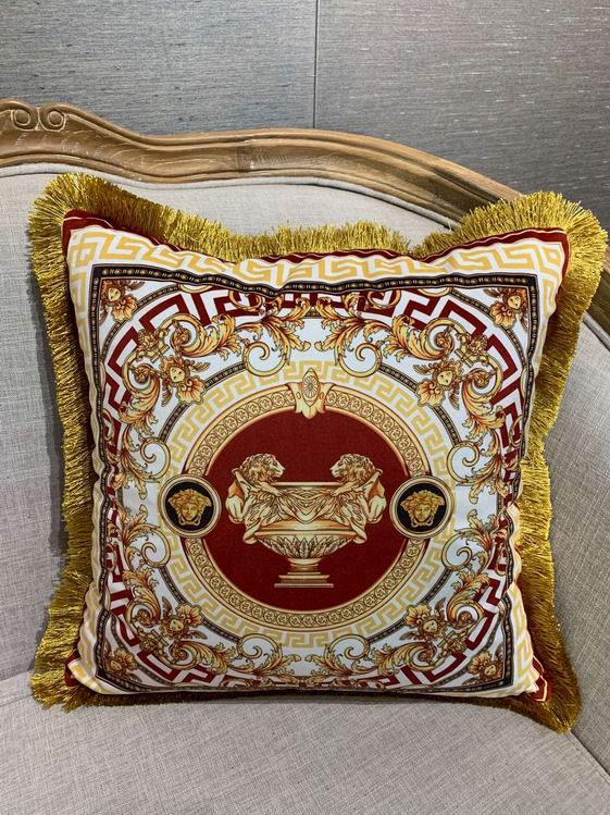 Versace Cushion 45X45cm (8)